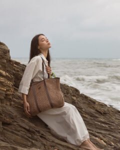 marbella-fashion-photographer-landa-bags-campaign